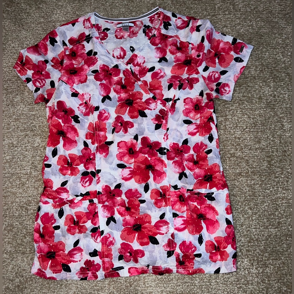 Elle White Red & Black Floral Women’s Scrub Top, size XS